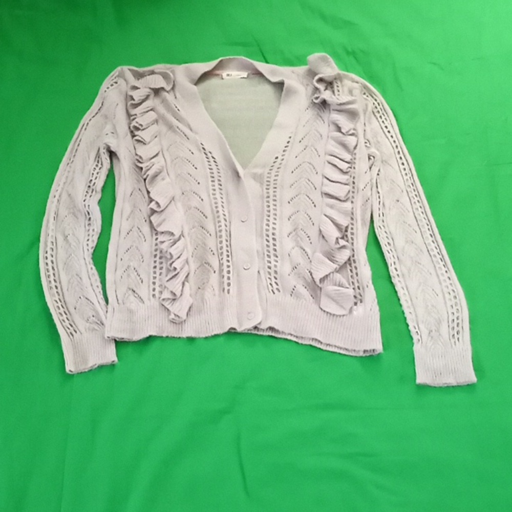 Like new sweater top